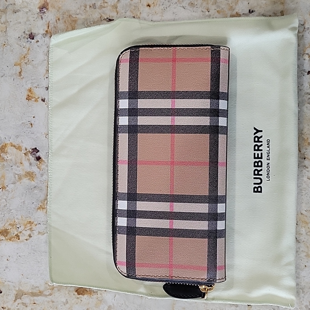 Burberry Vintage Checkbook Wallet